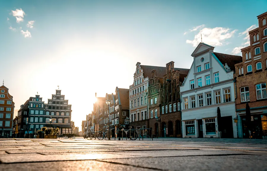 Am Sande square in Lüneburg in the morning light, with the gabled brick houses