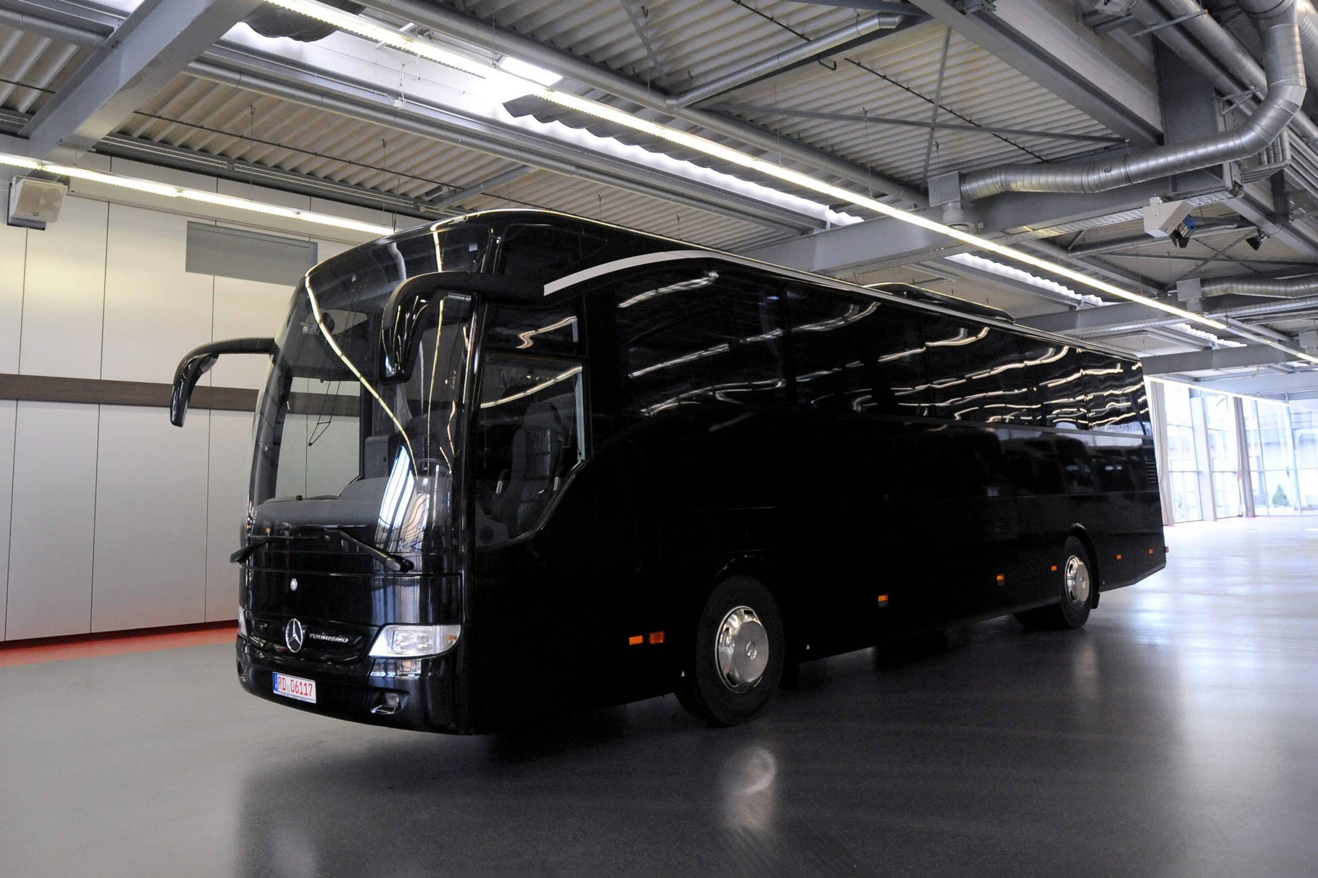 Mercedes VIP Bus